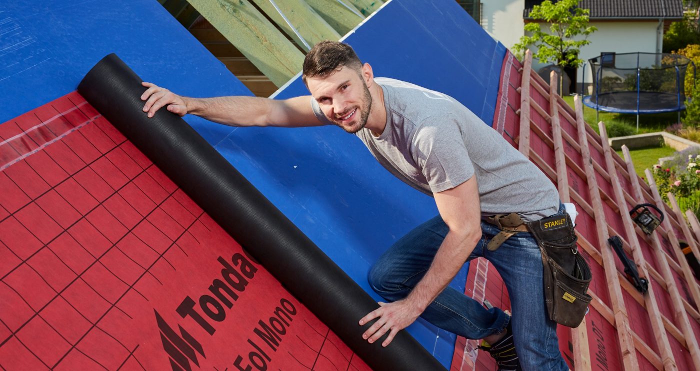 iRoof a pokladka stresni krytiny Tondach