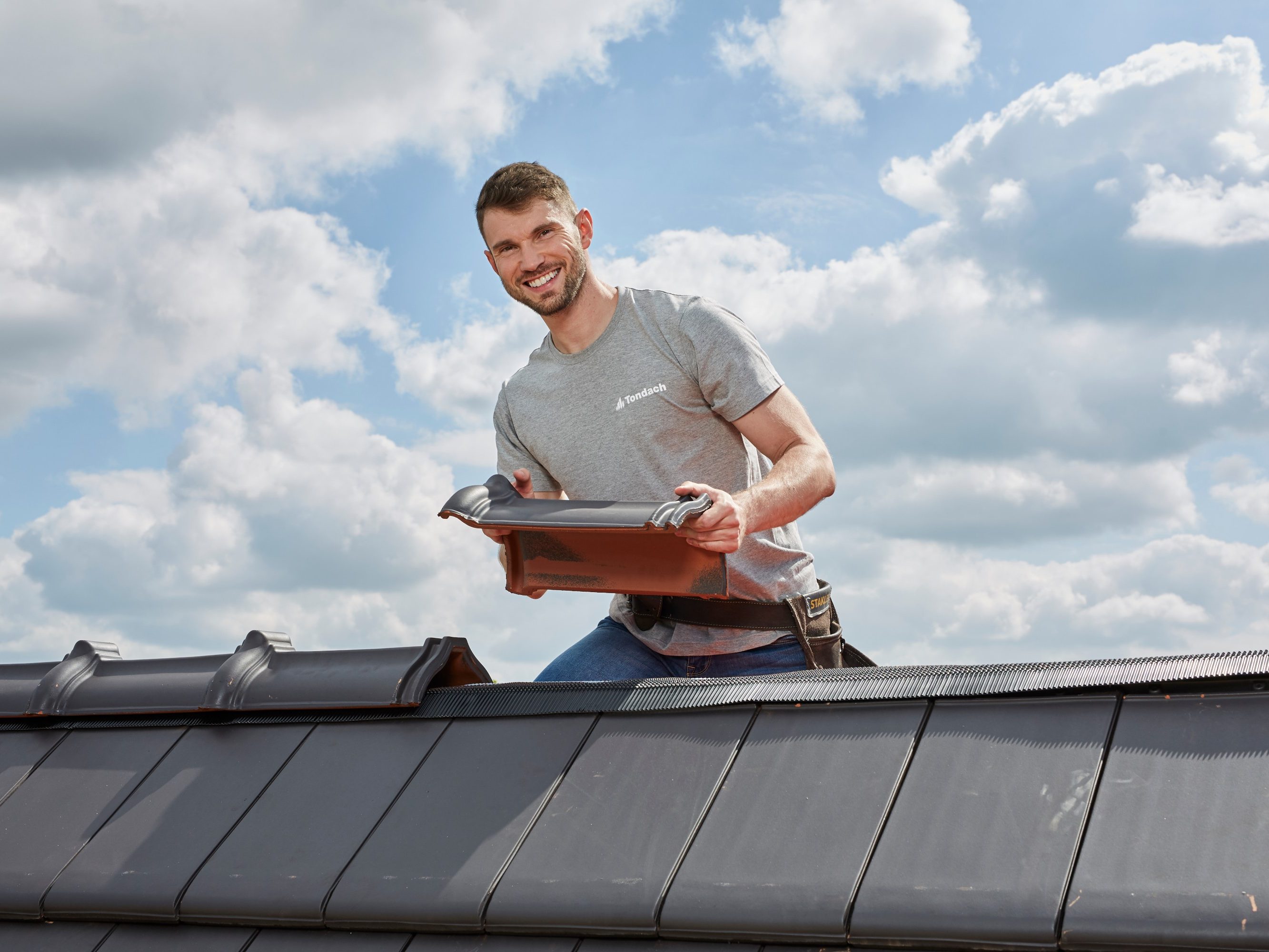 iRoof a pokladka stresni krytiny Tondach